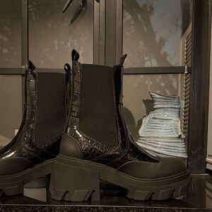 Ganni Black Chunky Platform Heeled Chelsea Boots